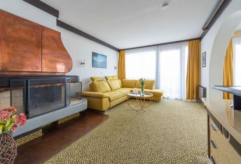 جناح جونيور مزوَّد بشرفة, Bellevue