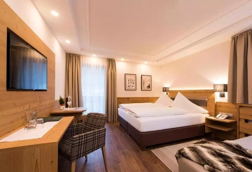 Standard-huone Parveke, Brunnenhof
