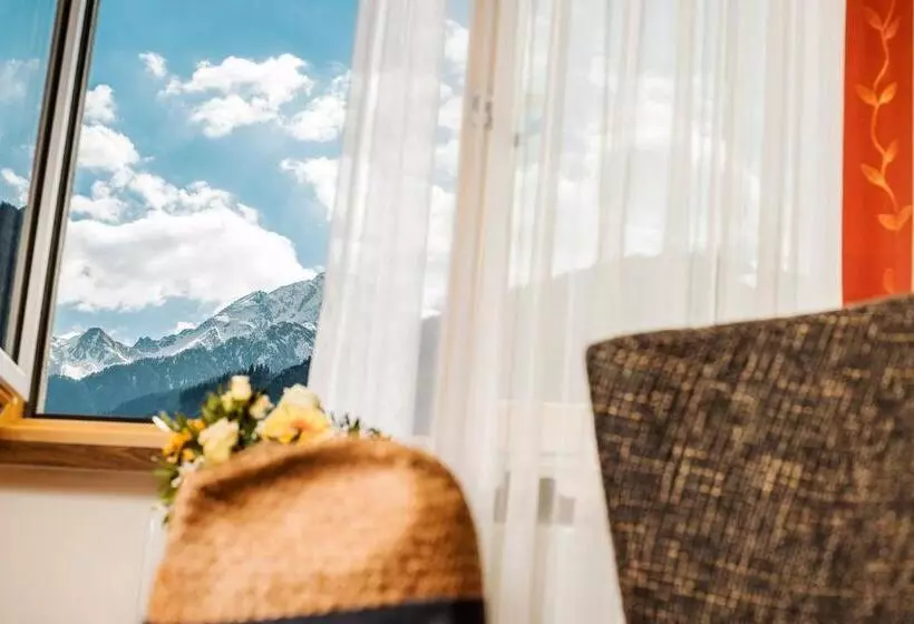 スタンダードトリプルルーム, Finkenbergerhof