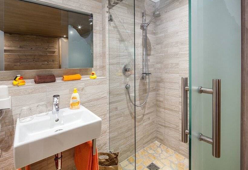 اتاق استاندارد یک نفره, Gasthaus Pension Reiterklause