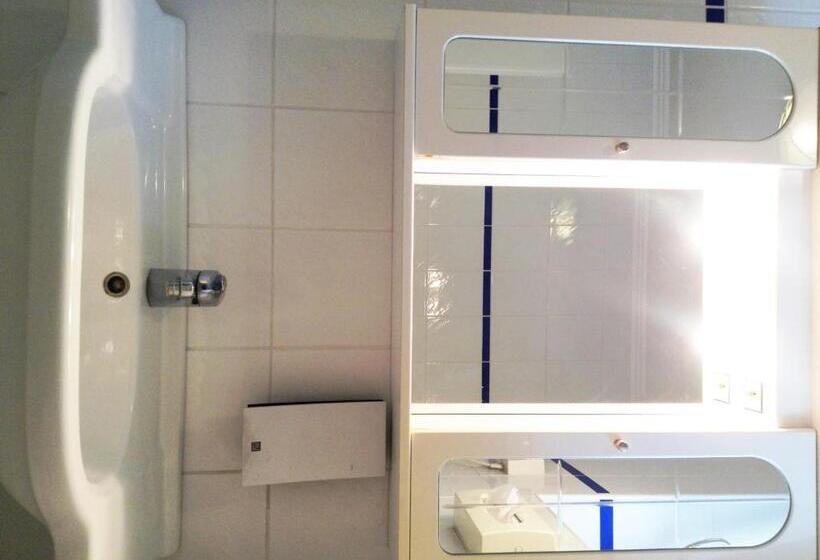 Четырехместный Номер Стандарт, Goldener Adler