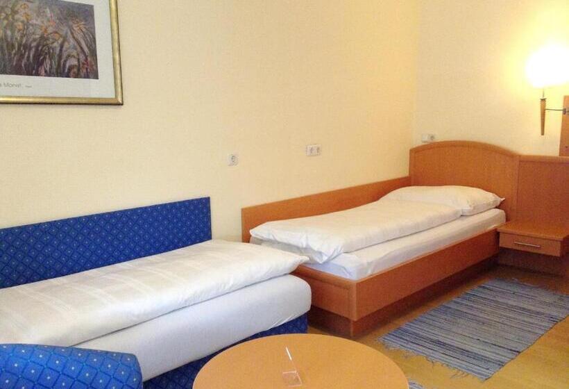 Четырехместный Номер Стандарт, Goldener Adler