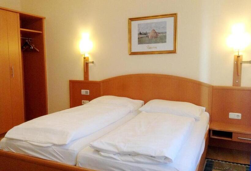 Четырехместный Номер Стандарт, Goldener Adler