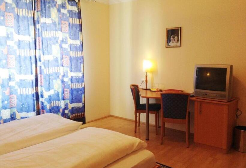 Четырехместный Номер Стандарт, Goldener Adler