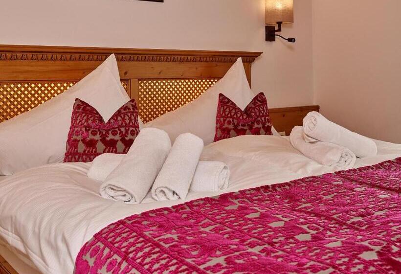 בית, 4 חדרי שינה, Grünwald Resort Sölden