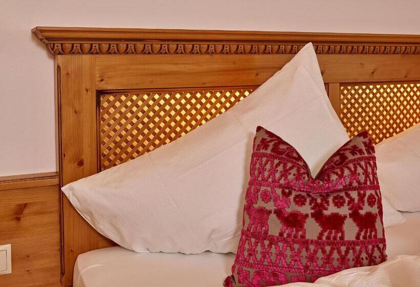 בית, 4 חדרי שינה, Grünwald Resort Sölden