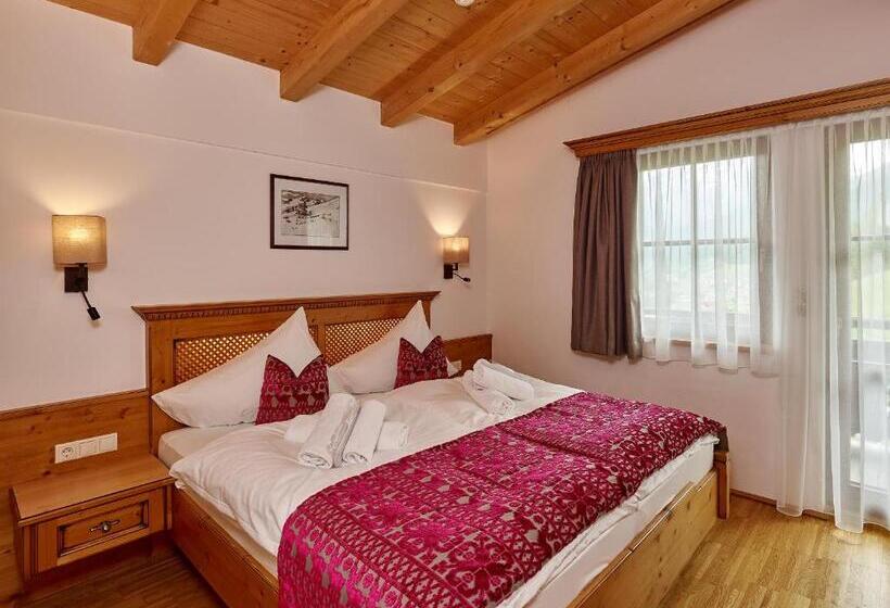בית, 4 חדרי שינה, Grünwald Resort Sölden