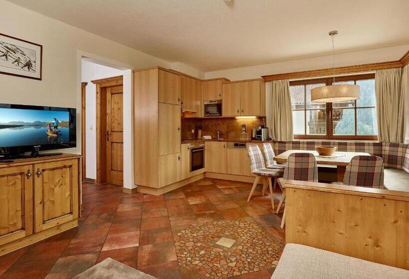 בית, 4 חדרי שינה, Grünwald Resort Sölden