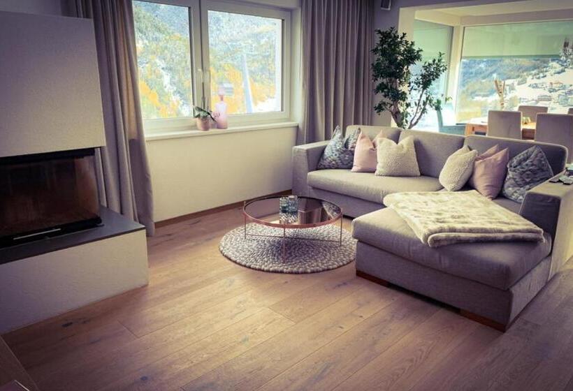 דירת חדר נוף לבריכה, Grünwald Resort Sölden