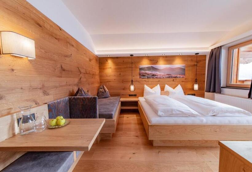 Номер Стандарт Вид на Горы, Loisi S Boutique