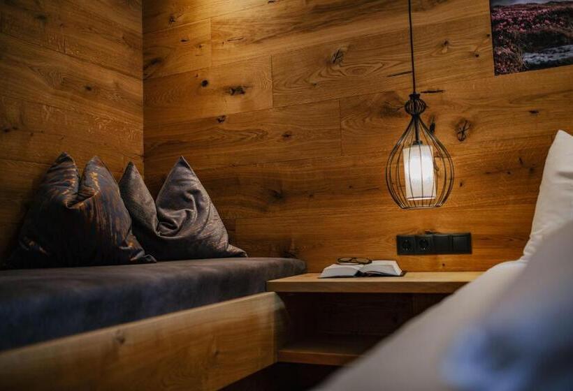 Номер Стандарт Вид на Горы, Loisi S Boutique