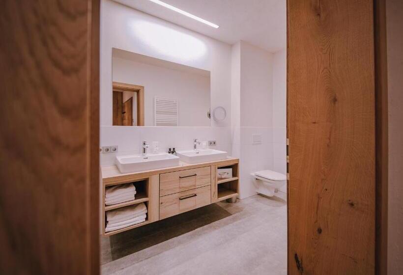 Семейный Номер Superior, Loisi S Boutique