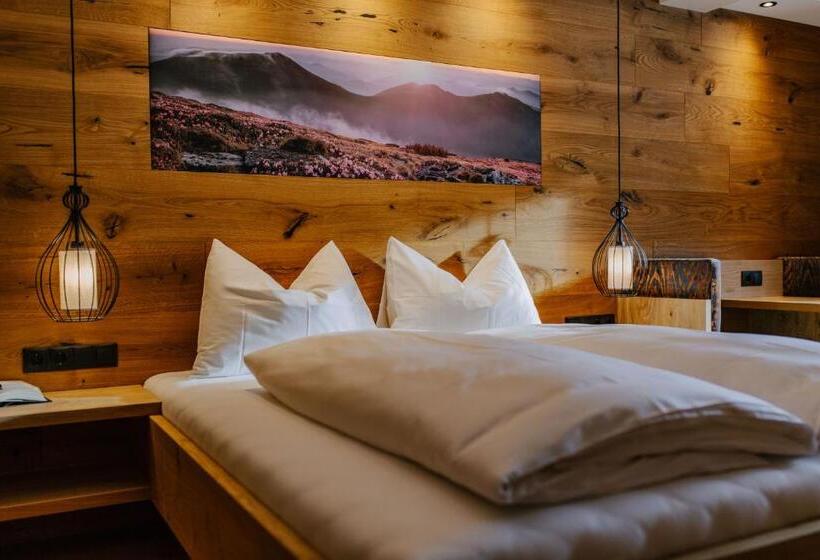 Номер Стандарт Вид на Горы, Loisi S Boutique