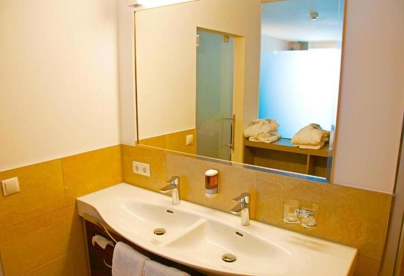 컴포트 룸, Nassereinerhof