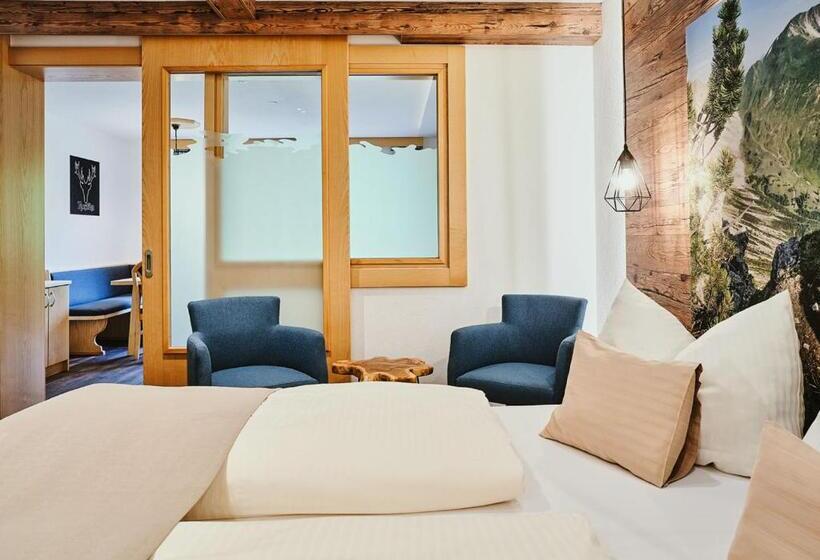 2ベッドルームアパートメント, Rustika