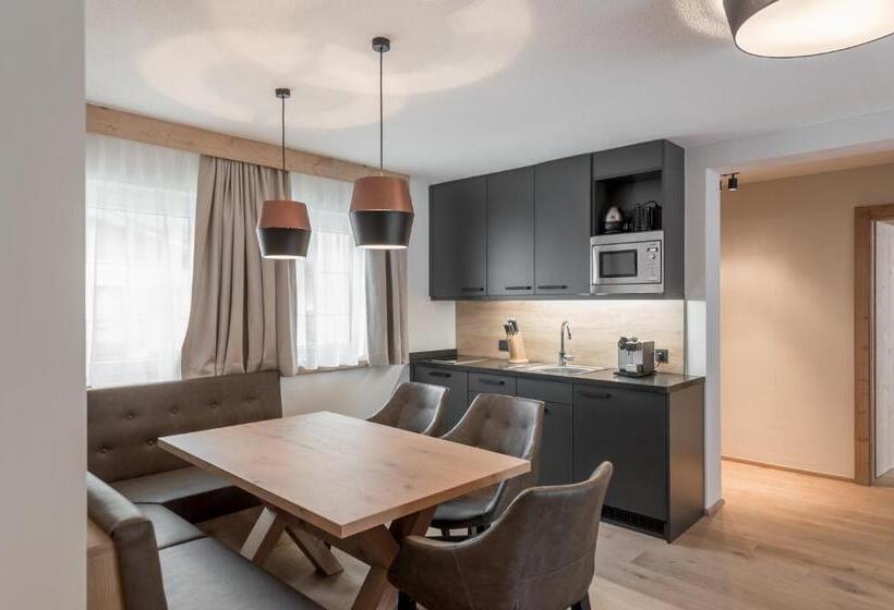 Люкс 2 Спальни, The Secret Sölden