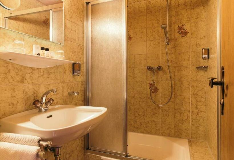 スタンダードルーム, Weisseespitze