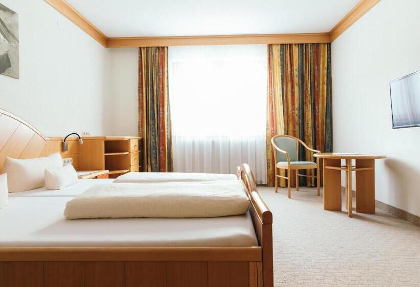 ファミリールーム, Weisseespitze