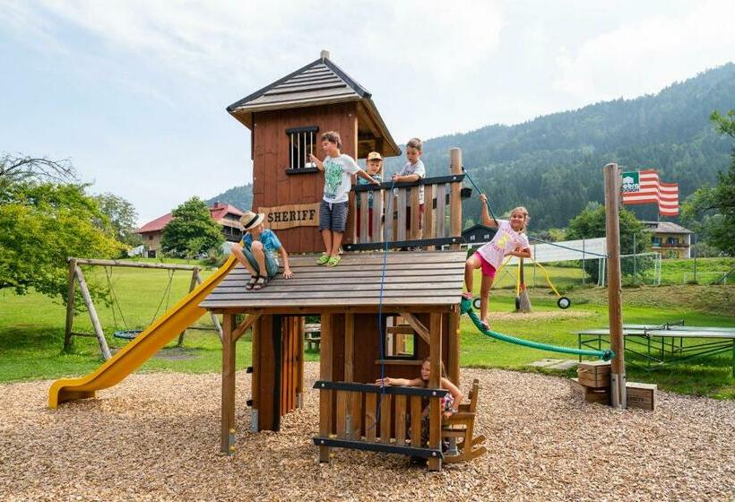 Апартаменты 1 Спальня с Балконом, Wellness Landhaus Parth