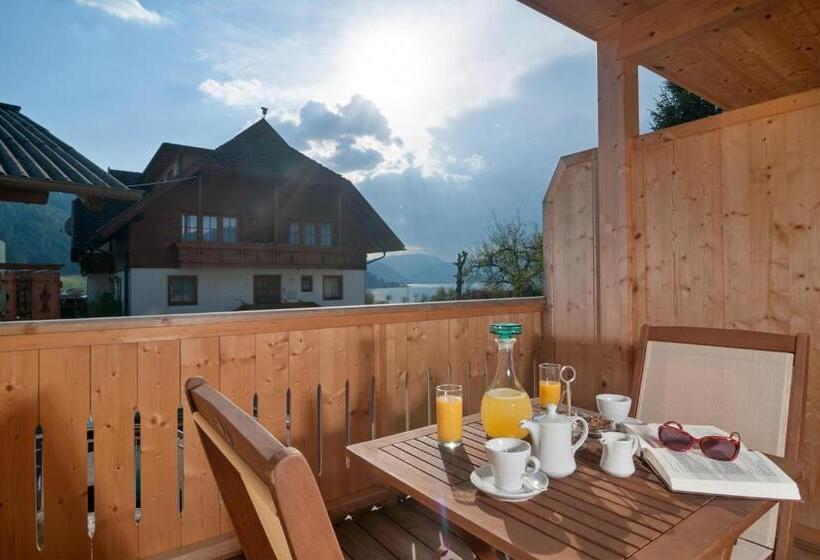 جناح جونيور, Wellness Landhaus Parth