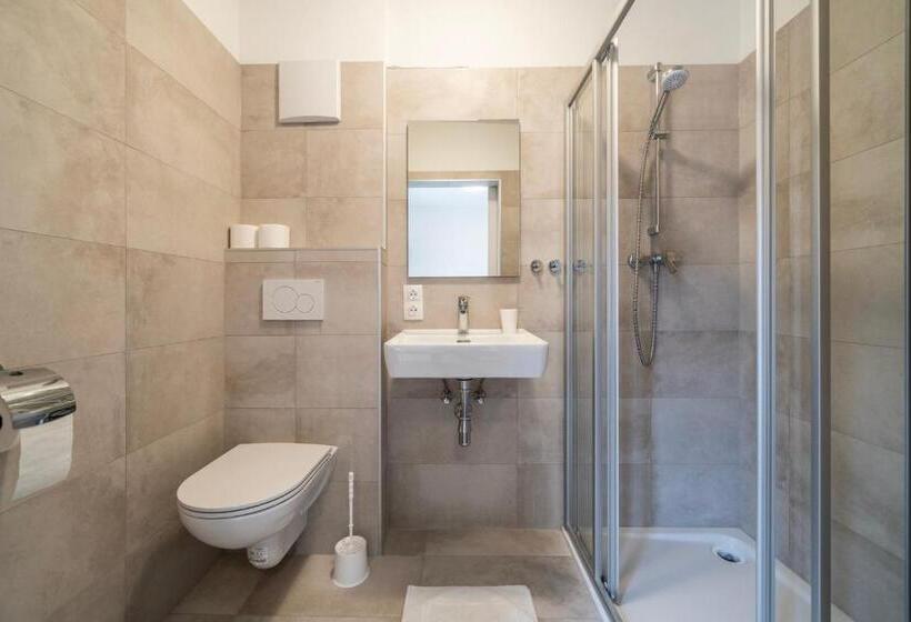 غرفة إقتصادية, Wellness Landhaus Parth