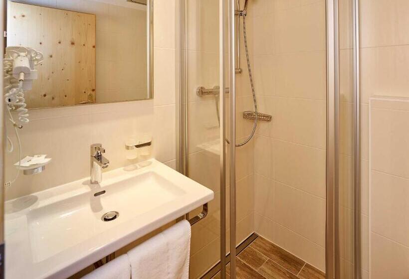 标准间, Zum Hirschen