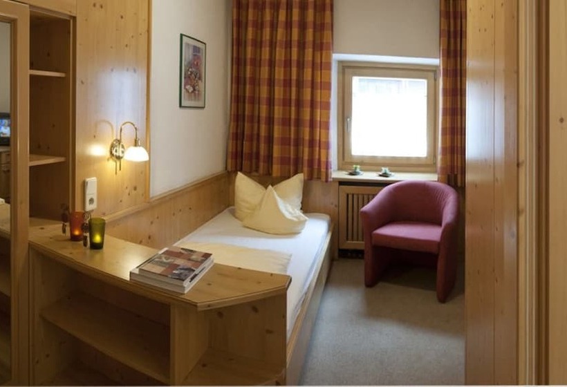 标准单人间, Zum Hirschen