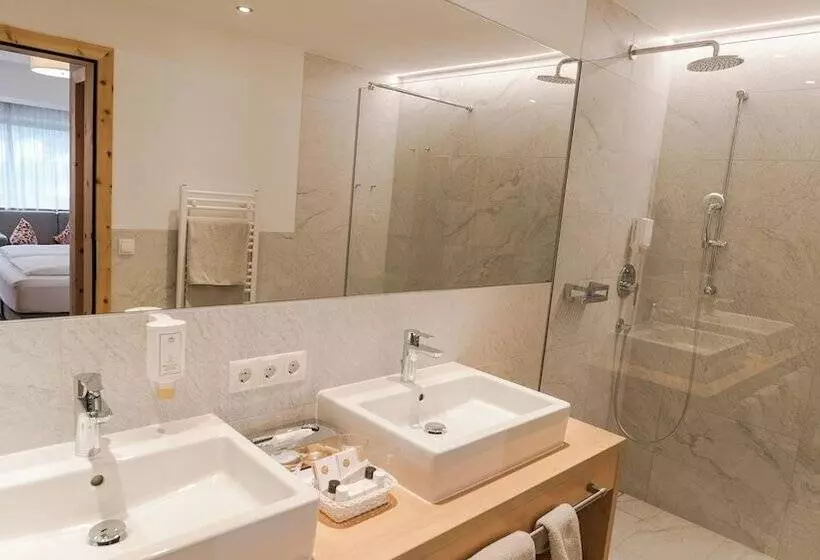اتاق خانوادگی, Wellnesshotel Mein Almhof Superior