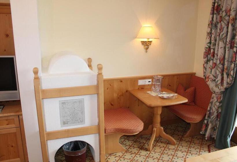 חדר בסיסי, Wellnessresidenz Schalber