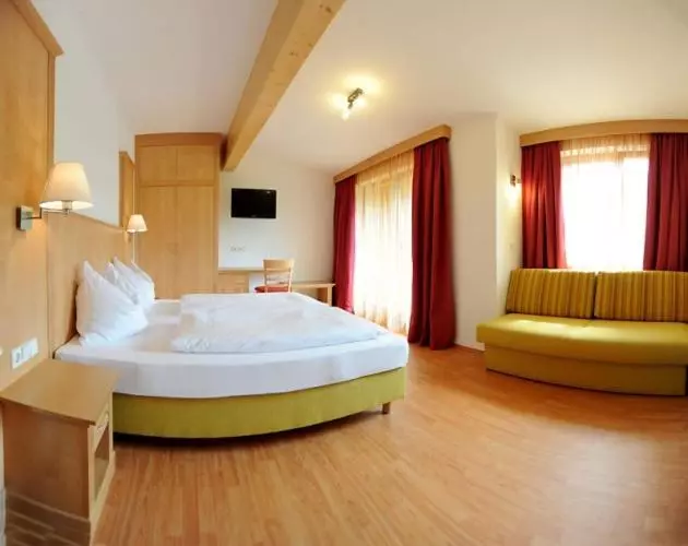 اتاق سوپریور, Aktiv Hotel Karnia