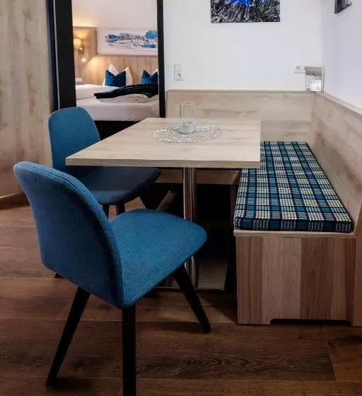 آپارتمان 1 خوابه با چشمانداز, Aktiv Hotel Karnia
