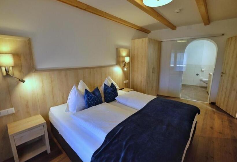 Апартаменты 1 Спальня с Видом, Aktiv Hotel Karnia