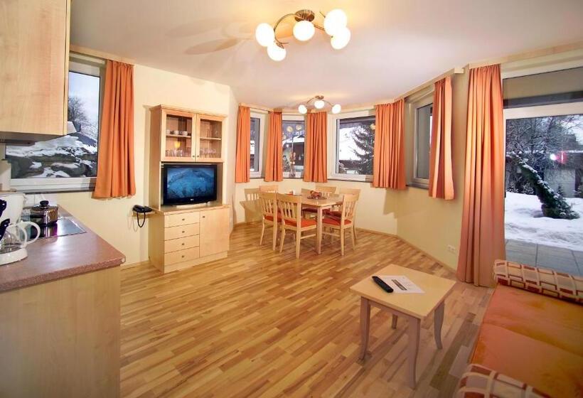 带2个卧室的公寓, Alpine Spa Residence