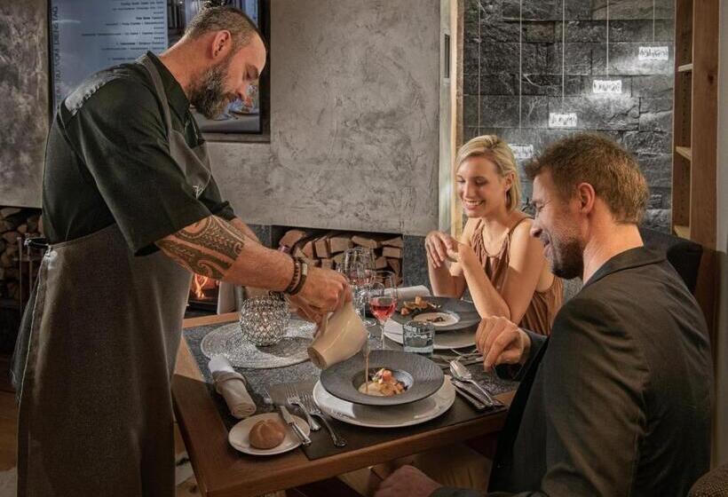 سوییت جونیور با بالکن, Alpines Lifestyle Hotel Tannenhof