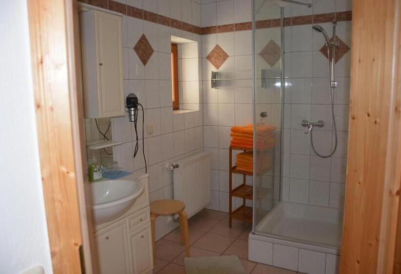 Апартаменты 2 Спальни с Террасой, Bauernhof Grain