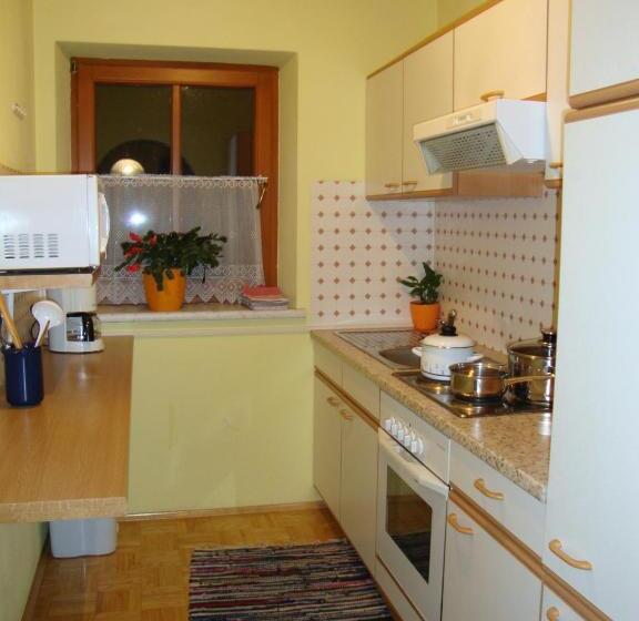 شقة غرفتين نوم مزودة بتراس, Bauernhof Grain