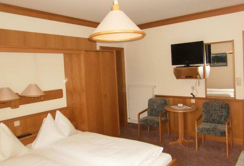 غرفة كمفورت مع بلكونة, Pension Salzburger Hof