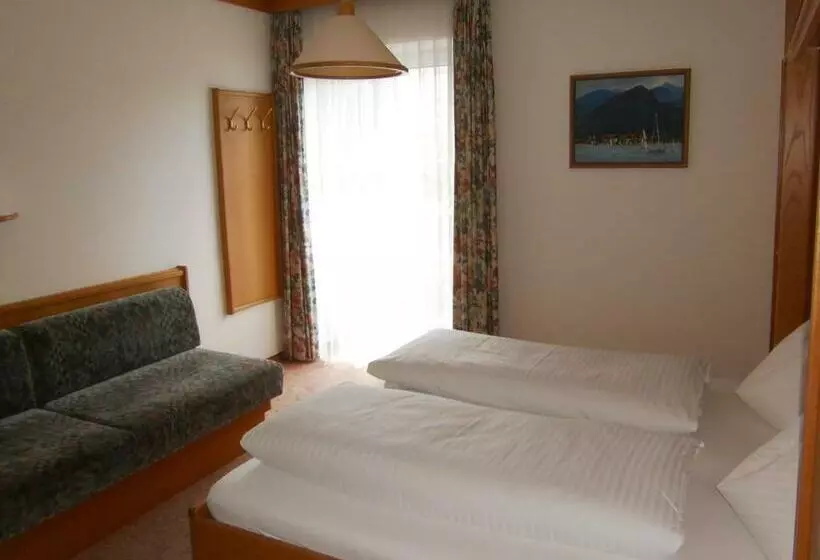 Comfort room with balcony, Pension Salzburger Hof