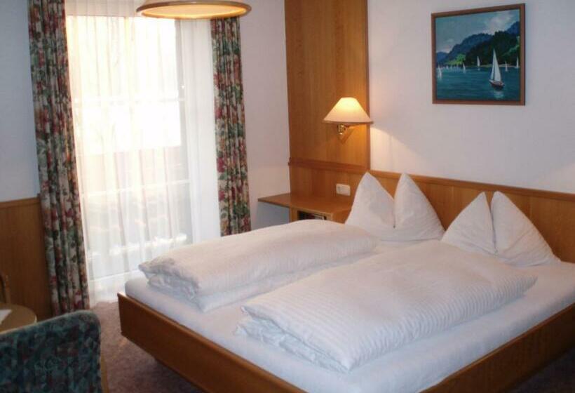 غرفة كمفورت مع بلكونة, Pension Salzburger Hof