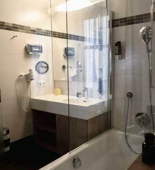 ファミリーステューディオ, Boutiquehotel Hubertushof