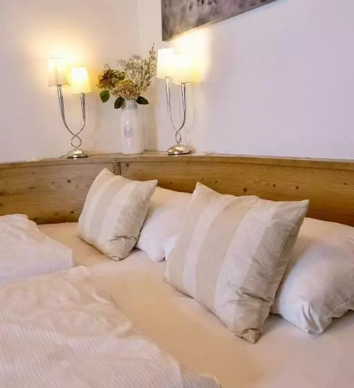 ファミリーステューディオ, Boutiquehotel Hubertushof