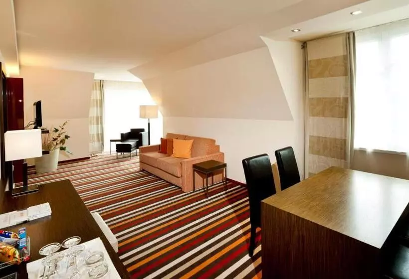 バルコニー付きジュニアスイート, Casinohotel Velden