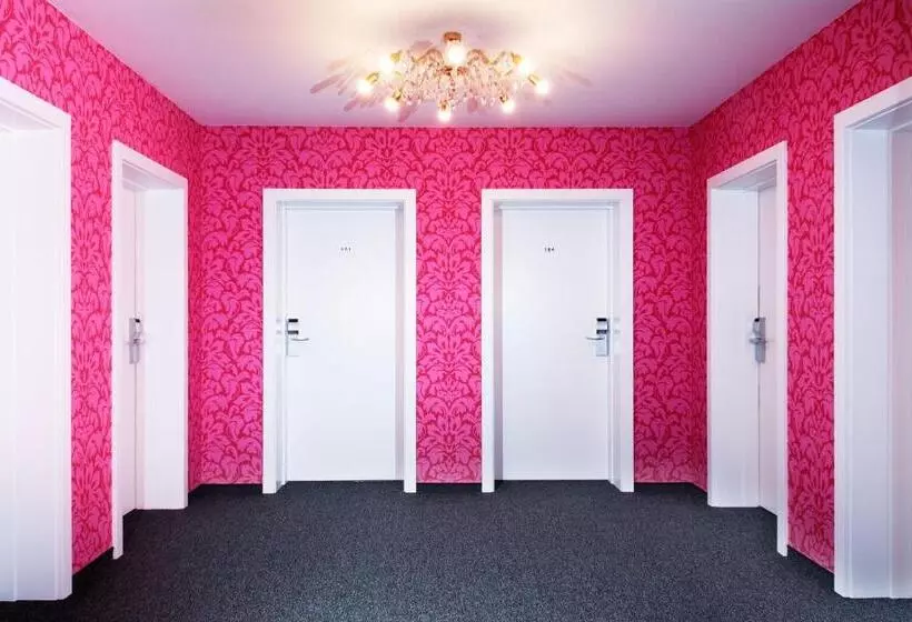 スタンダードルーム, Casinohotel Velden