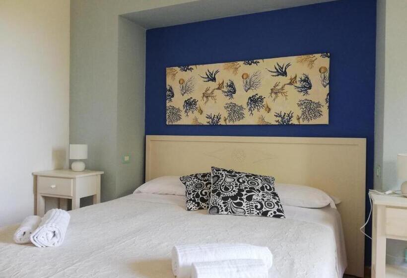 اتاق استاندارد با چشمانداز باغ, Frassetto