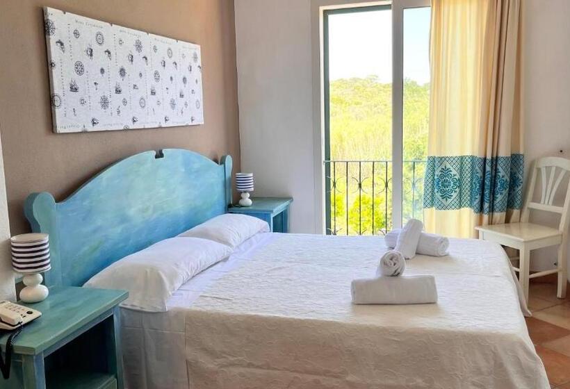 اتاق استاندارد با چشمانداز باغ, Frassetto