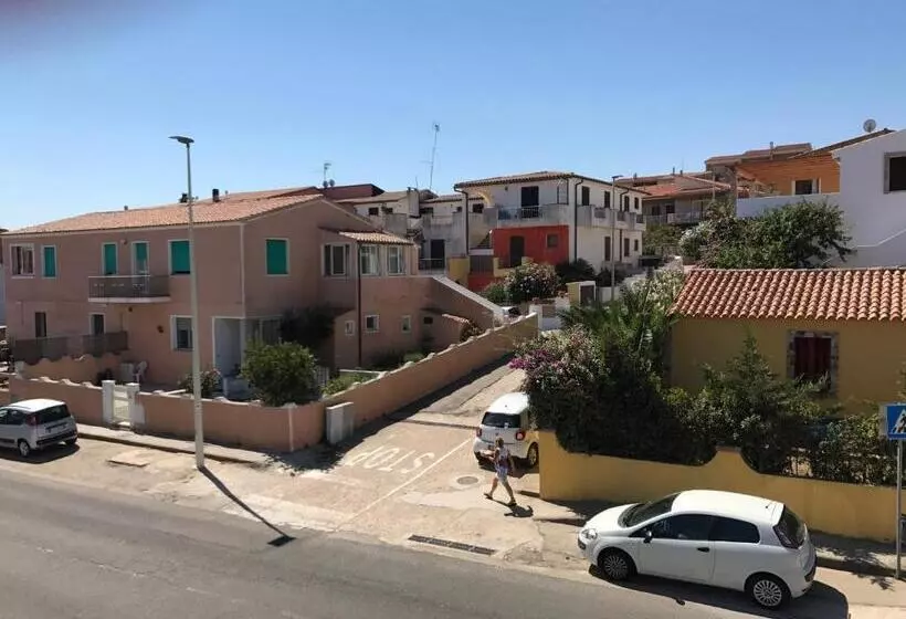 Standard-huone, Frassetto