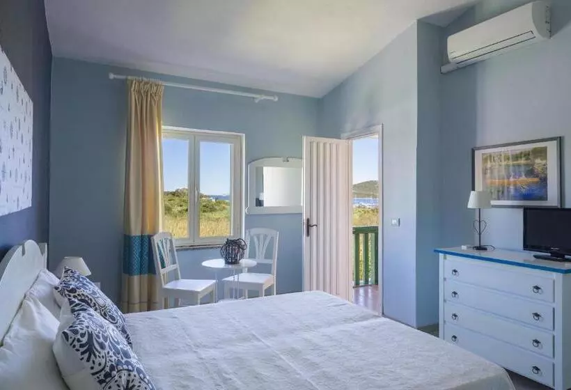 Triple Room Sea View, Frassetto