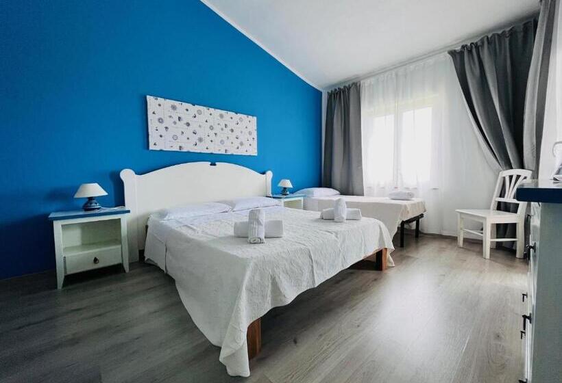 Triple Room Sea View, Frassetto