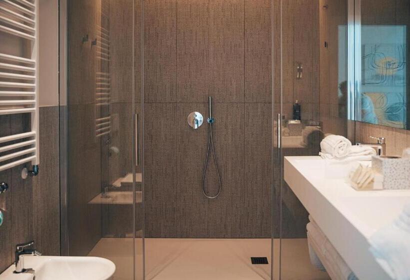 Номер Стандарт Трехместный, Galassia Suites & Spa