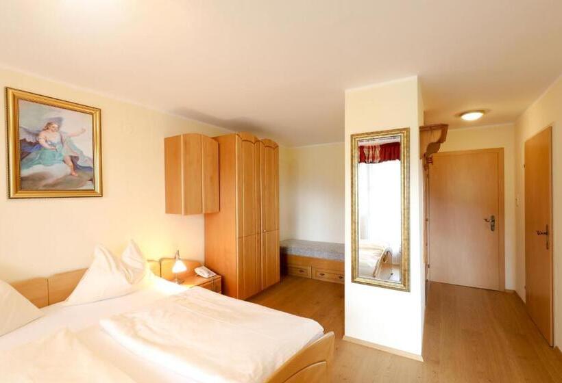1 Bedroom Apartment Lake View, Garni Dorferwirt